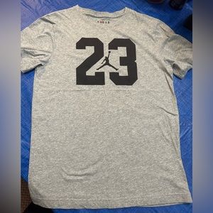 Yourh Grey Jordan shirt used